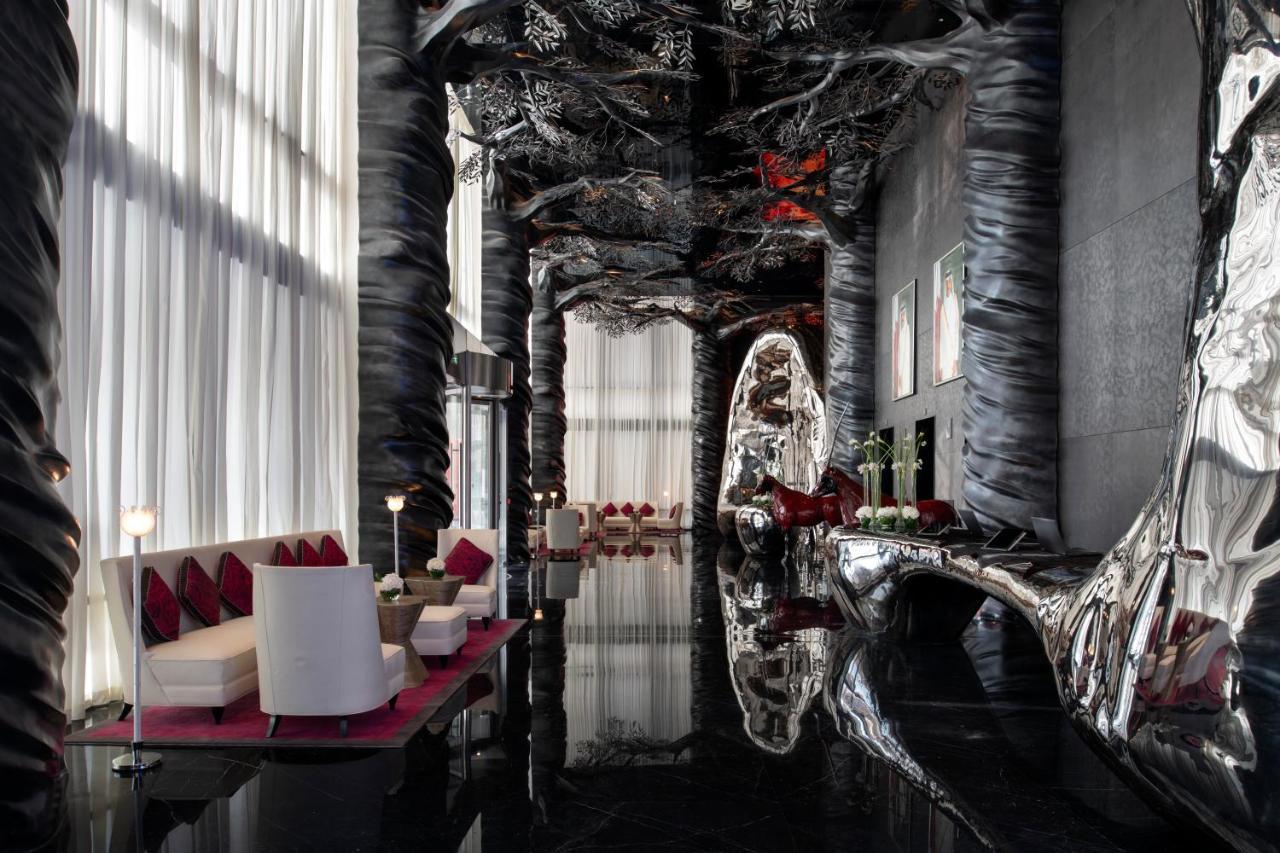 Banyan Tree Doha At La Cigale Mushaireb Eksteriør billede The lobby of the hotel