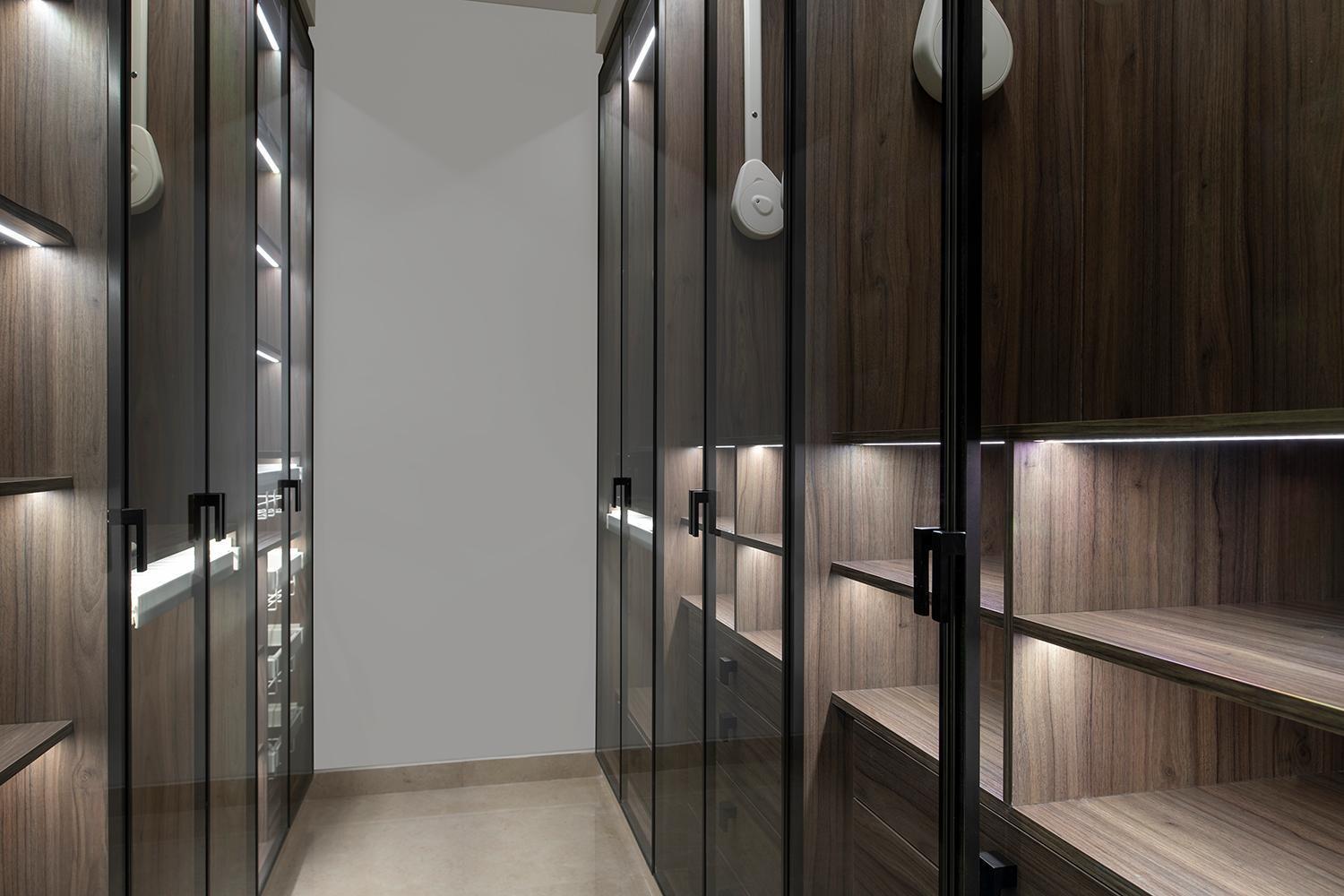 Banyan Tree Doha At La Cigale Mushaireb Værelse billede A walk-in closet